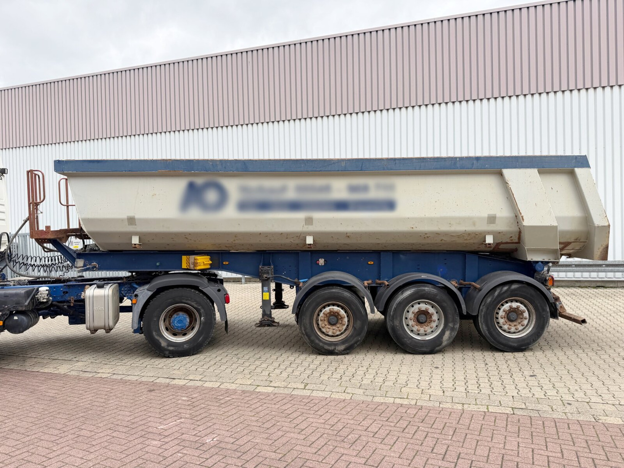 Schwarzmüller HKS 3/E-S1 HKS 3/E-S1, Liftachse, Stahlmulde, ca. 25m³ - Poluprikolica: slika Schwarzmüller HKS 3/E-S1 HKS 3/E-S1, Liftachse, Stahlmulde, ca. 25m³ - Poluprikolica Schwarzmüller HKS 3/E-S1 HKS 3/E-S1, Liftachse, Stahlmulde, ca. 25m³ - Poluprikolica: slika Schwarzmüller HKS 3/E-S1 HKS 3/E-S1, Liftachse, Stahlmulde, ca. 25m³ - Poluprikolica