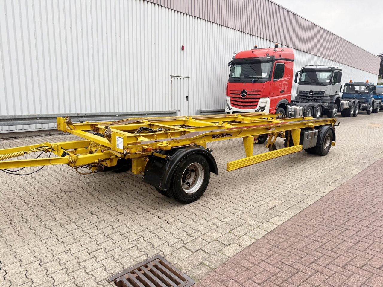 RA-T-Kombi 18,0 RA-T-Kombi 18,0 - Abroll/ Samopodizač prikolica: slika RA-T-Kombi 18,0 RA-T-Kombi 18,0 - Abroll/ Samopodizač prikolica RA-T-Kombi 18,0 RA-T-Kombi 18,0 - Abroll/ Samopodizač prikolica: slika RA-T-Kombi 18,0 RA-T-Kombi 18,0 - Abroll/ Samopodizač prikolica