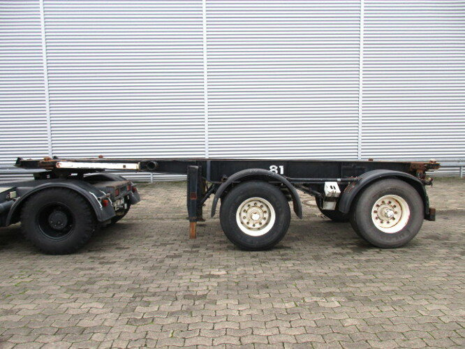 SC 24-36 - Transporter kontejnera/ Poluprikolica s izmjenjivim sanducima: slika SC 24-36 - Transporter kontejnera/ Poluprikolica s izmjenjivim sanducima SC 24-36 - Transporter kontejnera/ Poluprikolica s izmjenjivim sanducima: slika SC 24-36 - Transporter kontejnera/ Poluprikolica s izmjenjivim sanducima