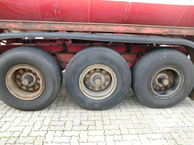 Schmitz Cargobull - - Stahltank - Poluprikolica cisterna: slika Schmitz Cargobull - - Stahltank - Poluprikolica cisterna Schmitz Cargobull - - Stahltank - Poluprikolica cisterna: slika Schmitz Cargobull - - Stahltank - Poluprikolica cisterna