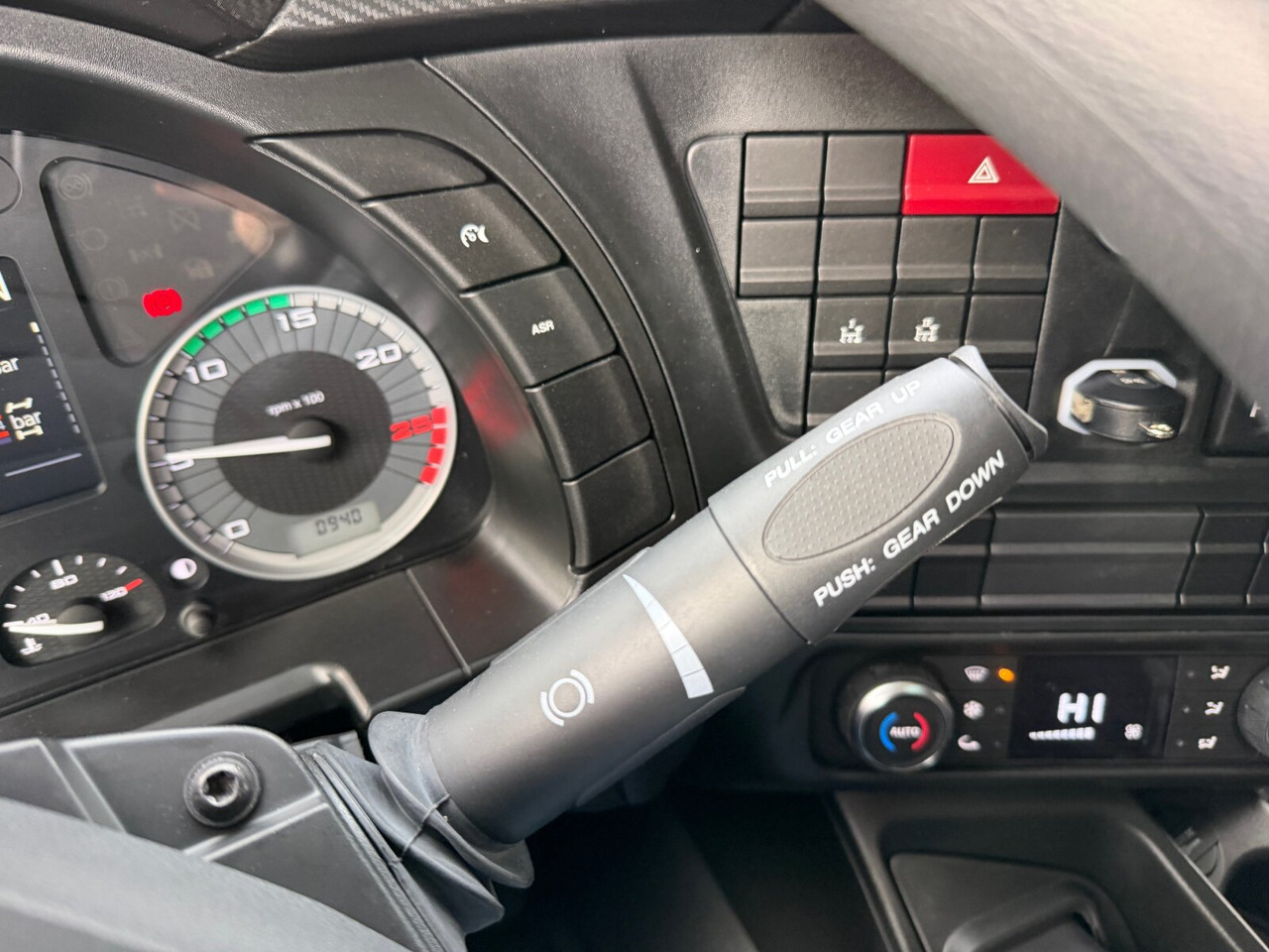 T-Way AT410T51 8x4 T-Way AT410T51 8x4, Retarder, Nebenantrieb, 4x VORHANDEN! - Kamion-šasija: slika T-Way AT410T51 8x4 T-Way AT410T51 8x4, Retarder, Nebenantrieb, 4x VORHANDEN! - Kamion-šasija T-Way AT410T51 8x4 T-Way AT410T51 8x4, Retarder, Nebenantrieb, 4x VORHANDEN! - Kamion-šasija: slika T-Way AT410T51 8x4 T-Way AT410T51 8x4, Retarder, Nebenantrieb, 4x VORHANDEN! - Kamion-šasija