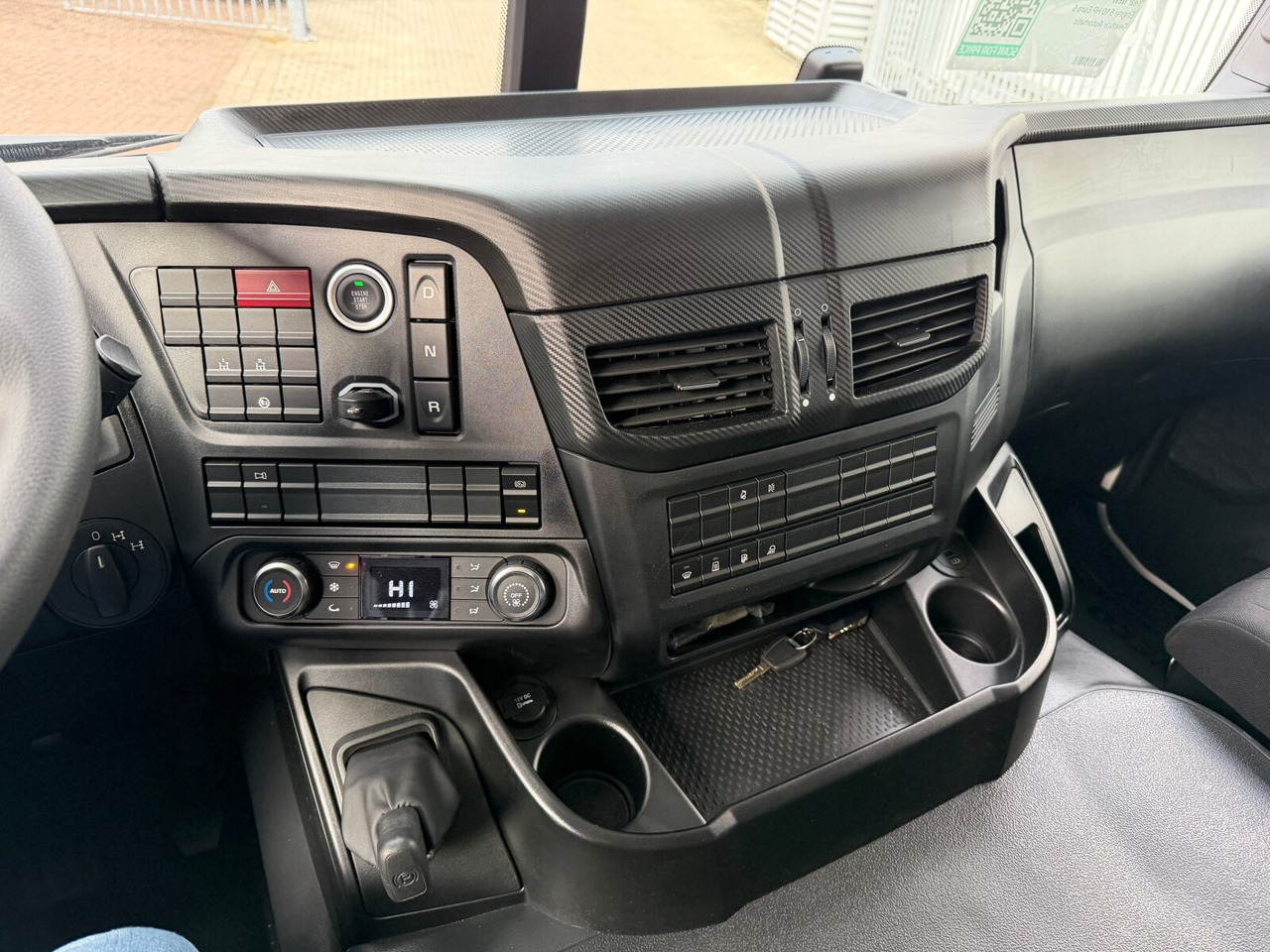 T-Way AT410T51 8x4 T-Way AT410T51 8x4, Retarder, Nebenantrieb, 4x VORHANDEN! - Kamion-šasija: slika T-Way AT410T51 8x4 T-Way AT410T51 8x4, Retarder, Nebenantrieb, 4x VORHANDEN! - Kamion-šasija T-Way AT410T51 8x4 T-Way AT410T51 8x4, Retarder, Nebenantrieb, 4x VORHANDEN! - Kamion-šasija: slika T-Way AT410T51 8x4 T-Way AT410T51 8x4, Retarder, Nebenantrieb, 4x VORHANDEN! - Kamion-šasija