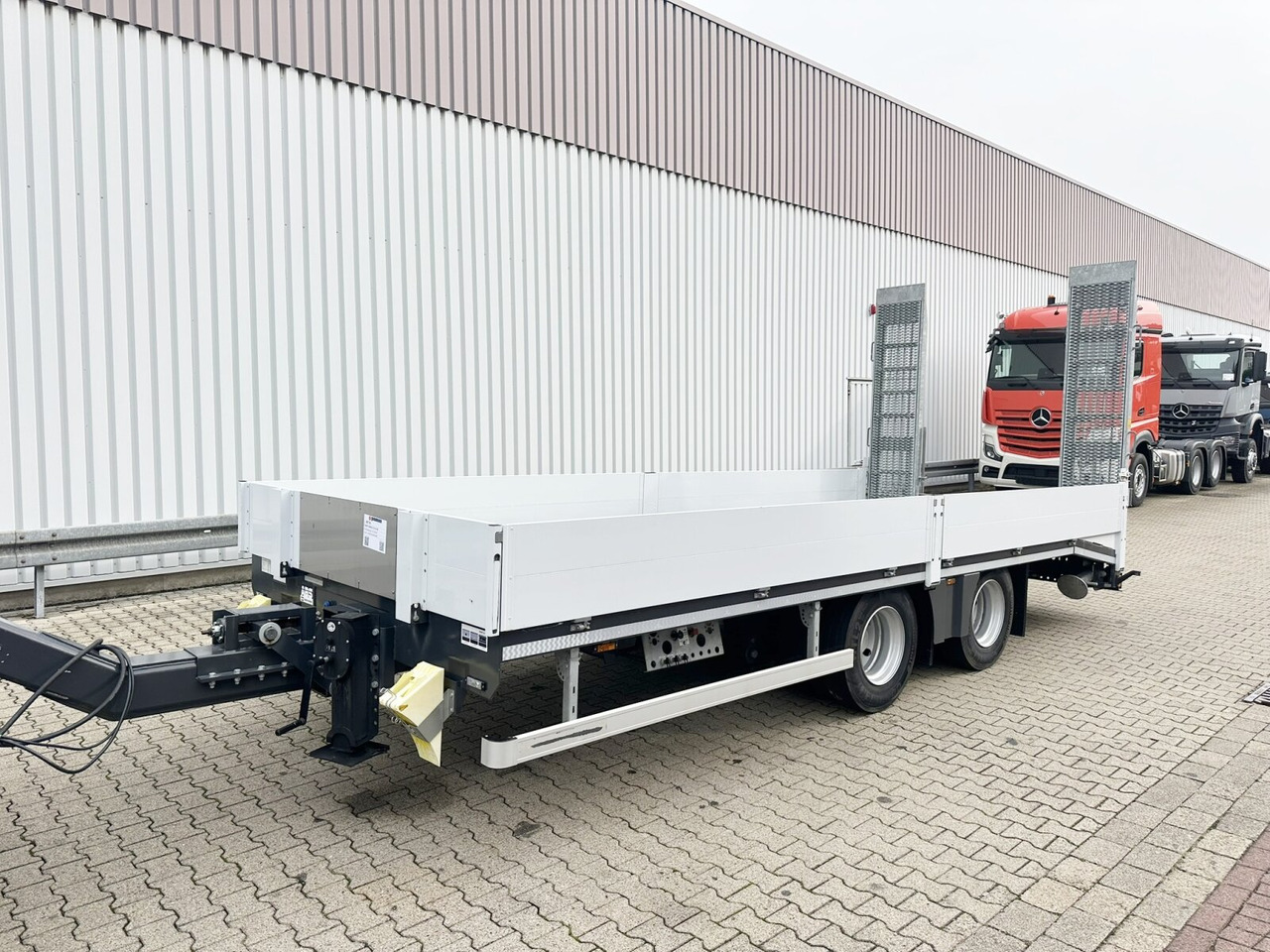 TAT-B 180 TAT-B 180, Neuwertig! - Prikolica s niskim utovarivačem: slika TAT-B 180 TAT-B 180, Neuwertig! - Prikolica s niskim utovarivačem TAT-B 180 TAT-B 180, Neuwertig! - Prikolica s niskim utovarivačem: slika TAT-B 180 TAT-B 180, Neuwertig! - Prikolica s niskim utovarivačem