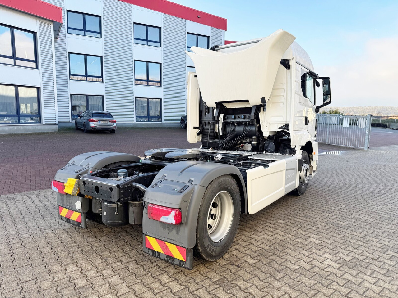 Zakup MAN TGS 18.480 BL 4x2 TGS 18.480 BL 4x2, 20x VORHANDEN! MAN TGS 18.480 BL 4x2 TGS 18.480 BL 4x2, 20x VORHANDEN!: slika Zakup MAN TGS 18.480 BL 4x2 TGS 18.480 BL 4x2, 20x VORHANDEN! MAN TGS 18.480 BL 4x2 TGS 18.480 BL 4x2, 20x VORHANDEN!