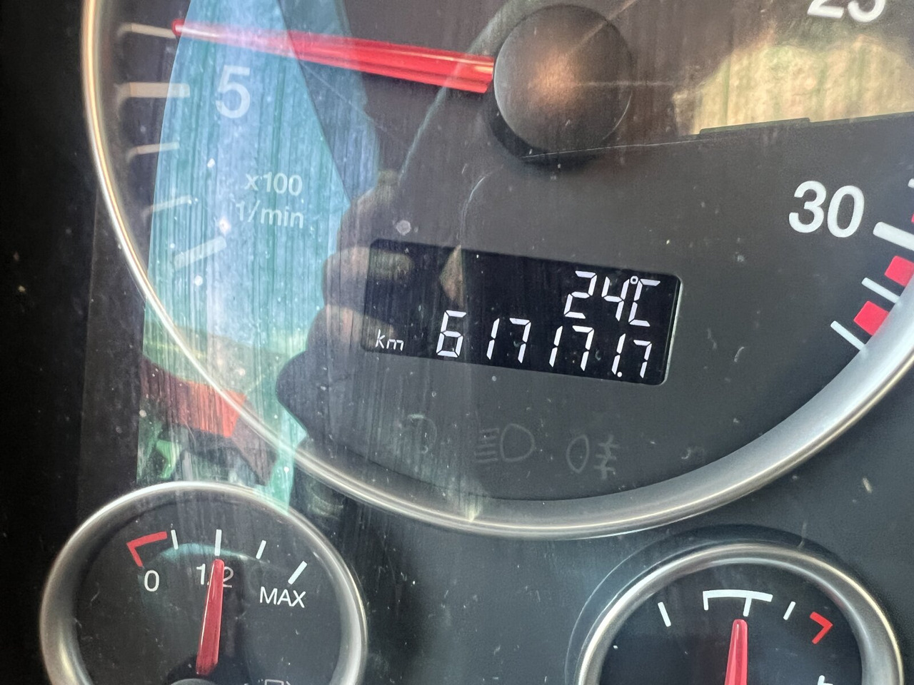 Tegljač MAN TGX 18.500 4X2 LLS TGX 18.500 4X2 LLS, Retarder, Vollumer: slika Tegljač MAN TGX 18.500 4X2 LLS TGX 18.500 4X2 LLS, Retarder, Vollumer