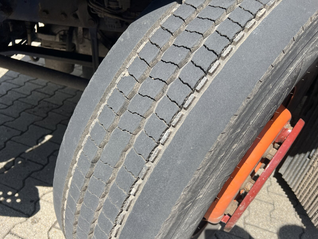 MAN TGX 26.500 6X2/4 BLS TGX 26.500 6X2/4 BLS, Intarder, Vorlauflenk-/lift, XXL-Fahrerhaus, 70t - Tegljač: slika MAN TGX 26.500 6X2/4 BLS TGX 26.500 6X2/4 BLS, Intarder, Vorlauflenk-/lift, XXL-Fahrerhaus, 70t - Tegljač MAN TGX 26.500 6X2/4 BLS TGX 26.500 6X2/4 BLS, Intarder, Vorlauflenk-/lift, XXL-Fahrerhaus, 70t - Tegljač: slika MAN TGX 26.500 6X2/4 BLS TGX 26.500 6X2/4 BLS, Intarder, Vorlauflenk-/lift, XXL-Fahrerhaus, 70t - Tegljač