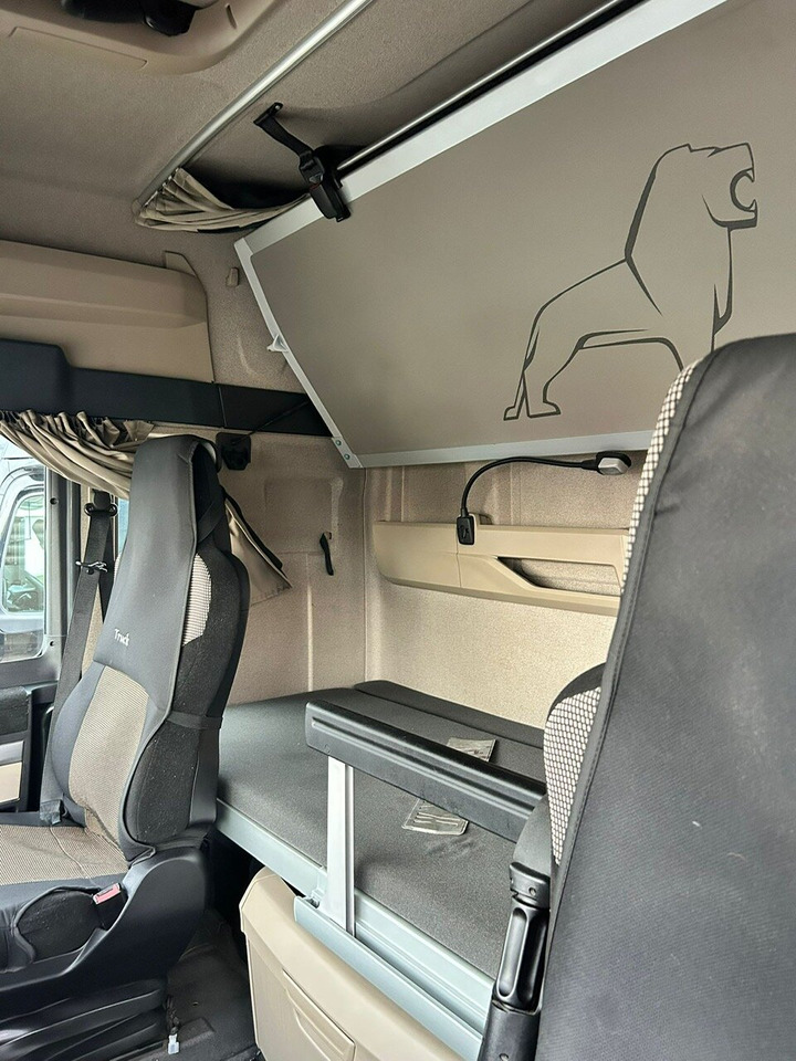 MAN TGX 33.640 6x4 BB TGX 33.640 6x4 BB, Retarder, zZGG 180.000kg - Tegljač: slika MAN TGX 33.640 6x4 BB TGX 33.640 6x4 BB, Retarder, zZGG 180.000kg - Tegljač MAN TGX 33.640 6x4 BB TGX 33.640 6x4 BB, Retarder, zZGG 180.000kg - Tegljač: slika MAN TGX 33.640 6x4 BB TGX 33.640 6x4 BB, Retarder, zZGG 180.000kg - Tegljač