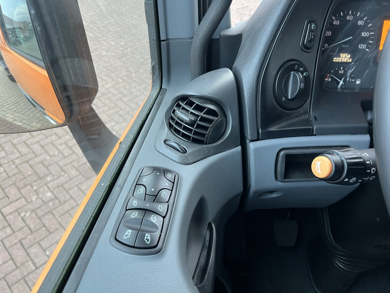 Mercedes-Benz Actros 2141 K 4x2 Actros 2141 K 4x2 - Tegljač: slika Mercedes-Benz Actros 2141 K 4x2 Actros 2141 K 4x2 - Tegljač Mercedes-Benz Actros 2141 K 4x2 Actros 2141 K 4x2 - Tegljač: slika Mercedes-Benz Actros 2141 K 4x2 Actros 2141 K 4x2 - Tegljač