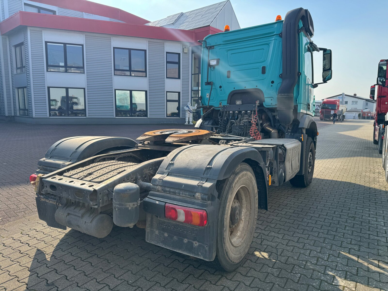 Mercedes-Benz Arocs 1842 LS 4x4 HAD Arocs 1842 LS 4x4 HAD, HydroDrive, Kipphydraulik - Tegljač: slika Mercedes-Benz Arocs 1842 LS 4x4 HAD Arocs 1842 LS 4x4 HAD, HydroDrive, Kipphydraulik - Tegljač Mercedes-Benz Arocs 1842 LS 4x4 HAD Arocs 1842 LS 4x4 HAD, HydroDrive, Kipphydraulik - Tegljač: slika Mercedes-Benz Arocs 1842 LS 4x4 HAD Arocs 1842 LS 4x4 HAD, HydroDrive, Kipphydraulik - Tegljač