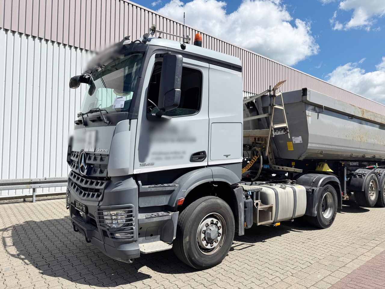 Mercedes-Benz Arocs 1845 LS 4x4 HAD Arocs 1845 LS 4x4 HAD, Retarder, Navi, HydroDrive, Kipphydraulik - Tegljač: slika Mercedes-Benz Arocs 1845 LS 4x4 HAD Arocs 1845 LS 4x4 HAD, Retarder, Navi, HydroDrive, Kipphydraulik - Tegljač Mercedes-Benz Arocs 1845 LS 4x4 HAD Arocs 1845 LS 4x4 HAD, Retarder, Navi, HydroDrive, Kipphydraulik - Tegljač: slika Mercedes-Benz Arocs 1845 LS 4x4 HAD Arocs 1845 LS 4x4 HAD, Retarder, Navi, HydroDrive, Kipphydraulik - Tegljač