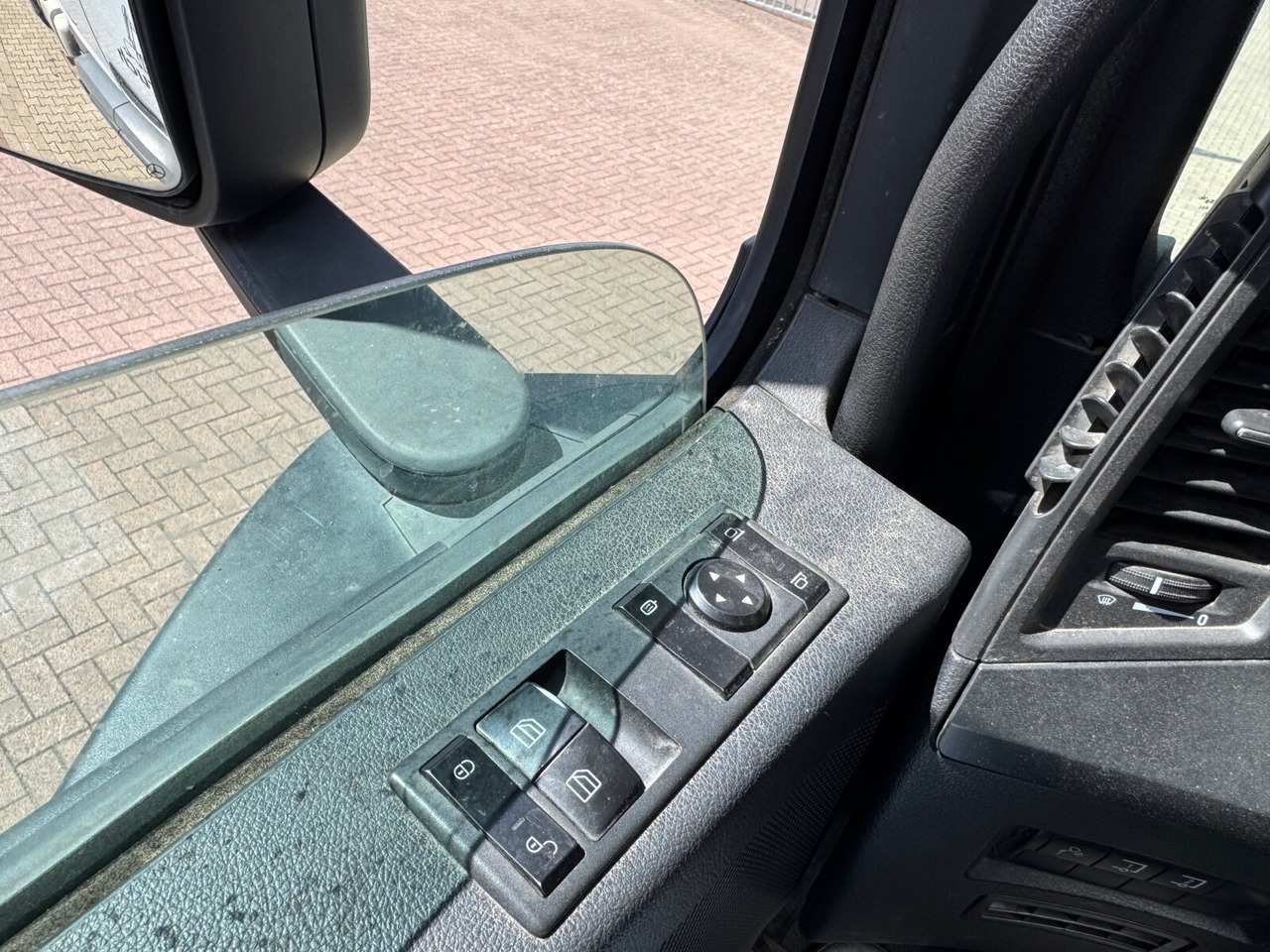 Mercedes-Benz Arocs 1845 LS 4x4 HAD Arocs 1845 LS 4x4 HAD, Retarder, Navi, HydroDrive, Kipphydraulik - Tegljač: slika Mercedes-Benz Arocs 1845 LS 4x4 HAD Arocs 1845 LS 4x4 HAD, Retarder, Navi, HydroDrive, Kipphydraulik - Tegljač Mercedes-Benz Arocs 1845 LS 4x4 HAD Arocs 1845 LS 4x4 HAD, Retarder, Navi, HydroDrive, Kipphydraulik - Tegljač: slika Mercedes-Benz Arocs 1845 LS 4x4 HAD Arocs 1845 LS 4x4 HAD, Retarder, Navi, HydroDrive, Kipphydraulik - Tegljač
