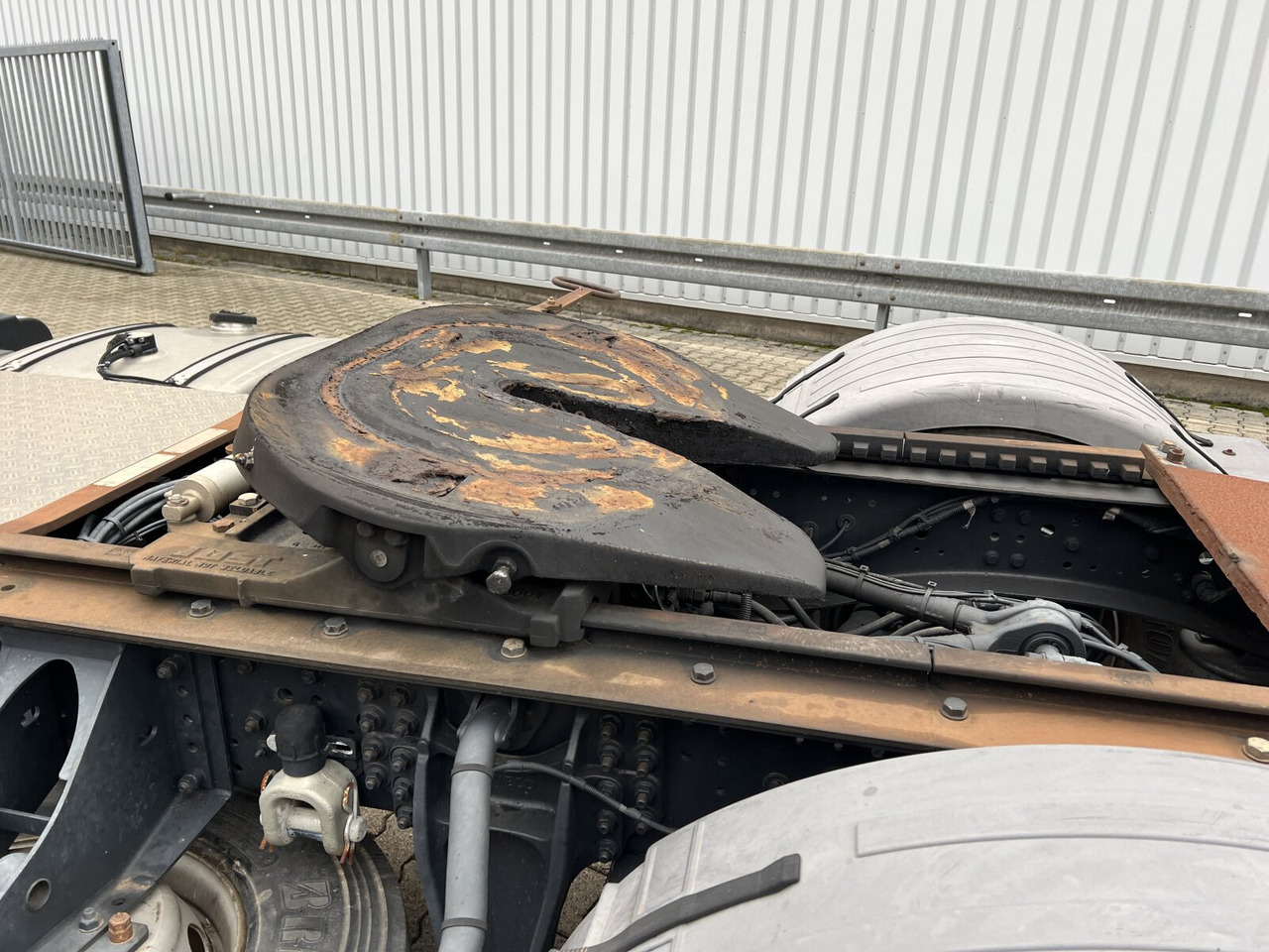 Tegljač Stralis AD440S42T/P 4x2 Stralis AD440X42T/P 4x2, Ex-: slika Tegljač Stralis AD440S42T/P 4x2 Stralis AD440X42T/P 4x2, Ex-