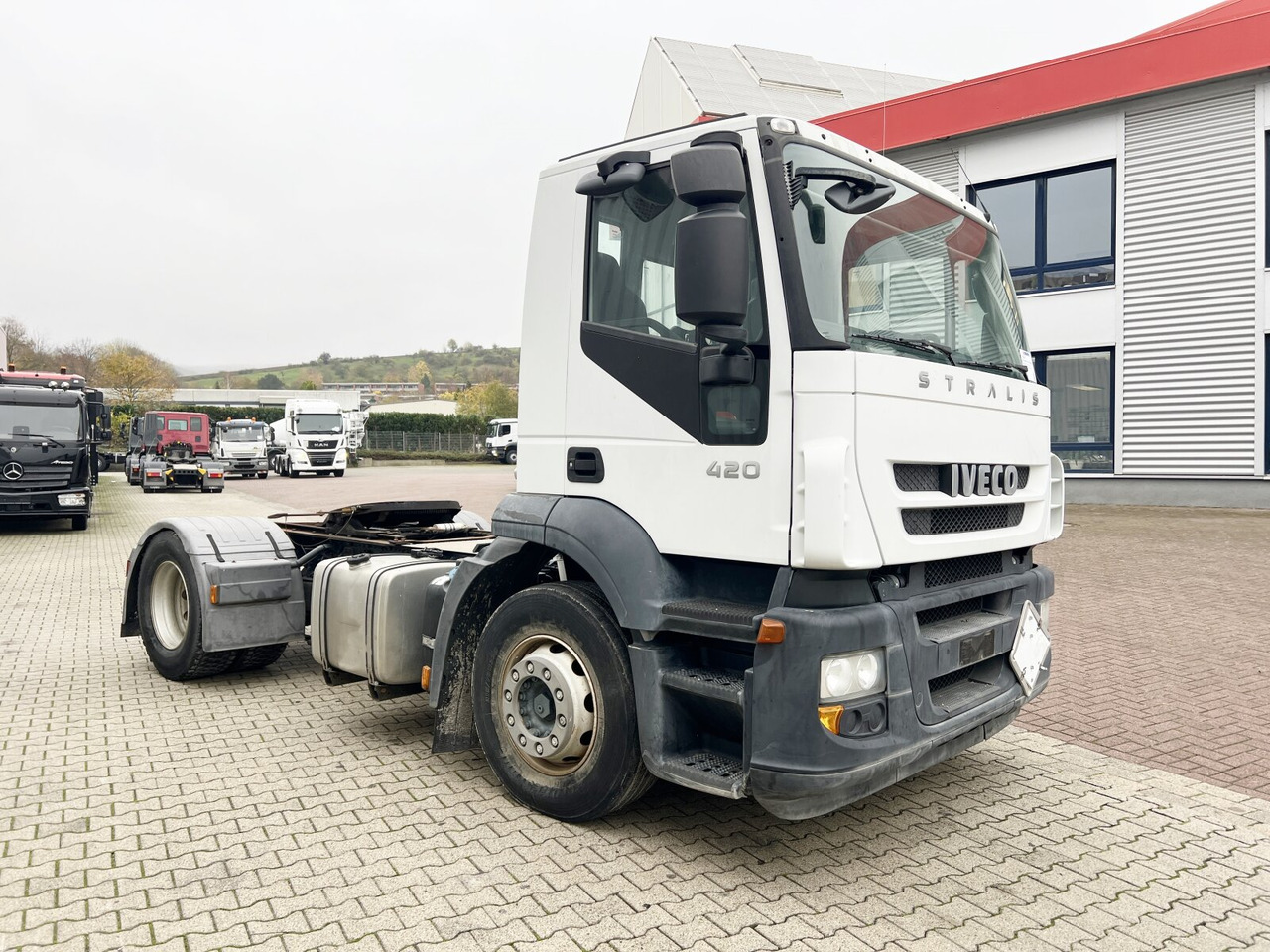 Tegljač Stralis AD440S42T/P 4x2 Stralis AD440X42T/P 4x2, Ex-: slika Tegljač Stralis AD440S42T/P 4x2 Stralis AD440X42T/P 4x2, Ex-