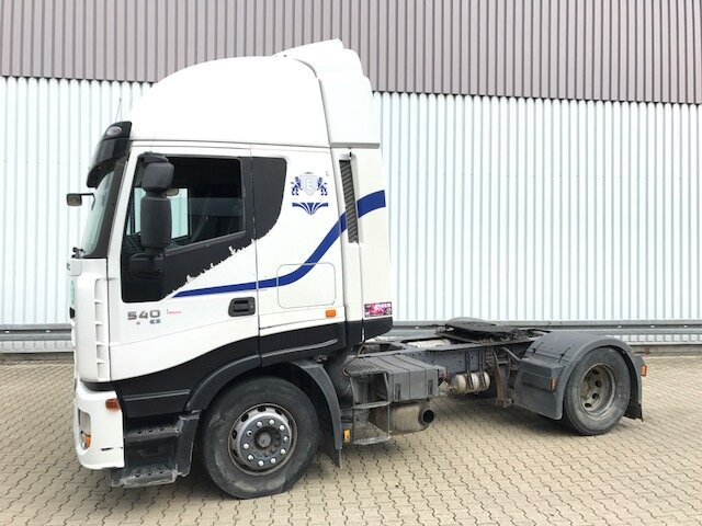 Tegljač Stralis AS440S45 T/P 4x2 ONLY FOR SPAREPARTS!!! Stralis AS440S45 T/P 4x2 ActiveSpace: slika Tegljač Stralis AS440S45 T/P 4x2 ONLY FOR SPAREPARTS!!! Stralis AS440S45 T/P 4x2 ActiveSpace Tegljač Stralis AS440S45 T/P 4x2 ONLY FOR SPAREPARTS!!! Stralis AS440S45 T/P 4x2 ActiveSpace: slika Tegljač Stralis AS440S45 T/P 4x2 ONLY FOR SPAREPARTS!!! Stralis AS440S45 T/P 4x2 ActiveSpace