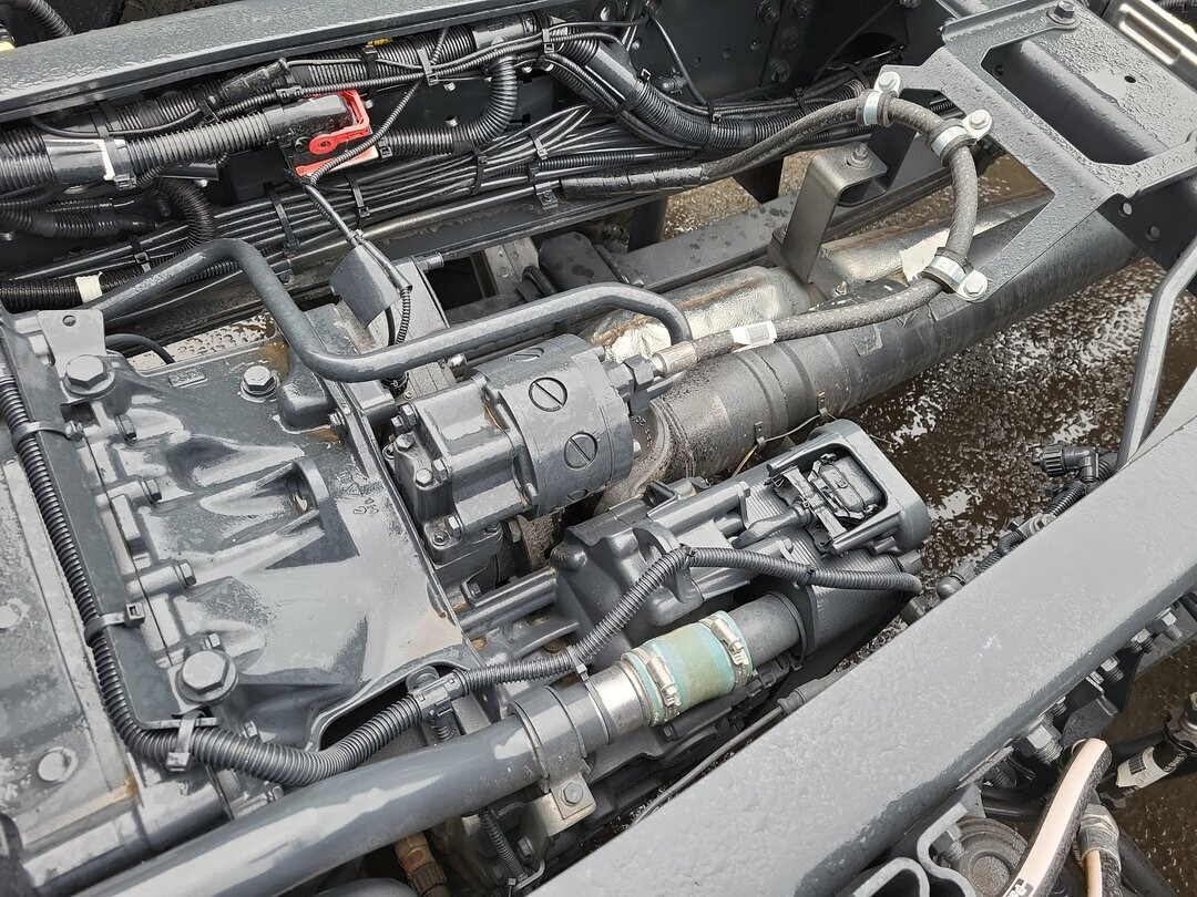 T-Way AT410T51 8x4 T-Way AT410T51 8x4, Retarder, Nebenantrieb, 4x VORHANDEN! - Tegljač: slika T-Way AT410T51 8x4 T-Way AT410T51 8x4, Retarder, Nebenantrieb, 4x VORHANDEN! - Tegljač T-Way AT410T51 8x4 T-Way AT410T51 8x4, Retarder, Nebenantrieb, 4x VORHANDEN! - Tegljač: slika T-Way AT410T51 8x4 T-Way AT410T51 8x4, Retarder, Nebenantrieb, 4x VORHANDEN! - Tegljač