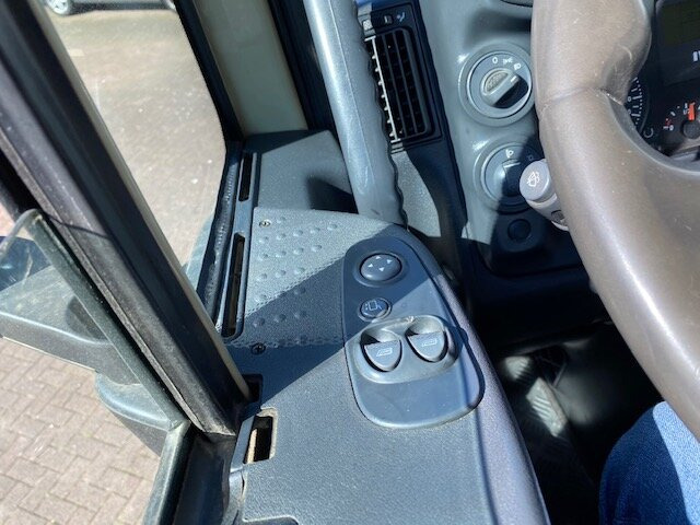 Trakker AD260T41W 6x6 Trakker AD260T41W 6x6 - Tegljač: slika Trakker AD260T41W 6x6 Trakker AD260T41W 6x6 - Tegljač Trakker AD260T41W 6x6 Trakker AD260T41W 6x6 - Tegljač: slika Trakker AD260T41W 6x6 Trakker AD260T41W 6x6 - Tegljač