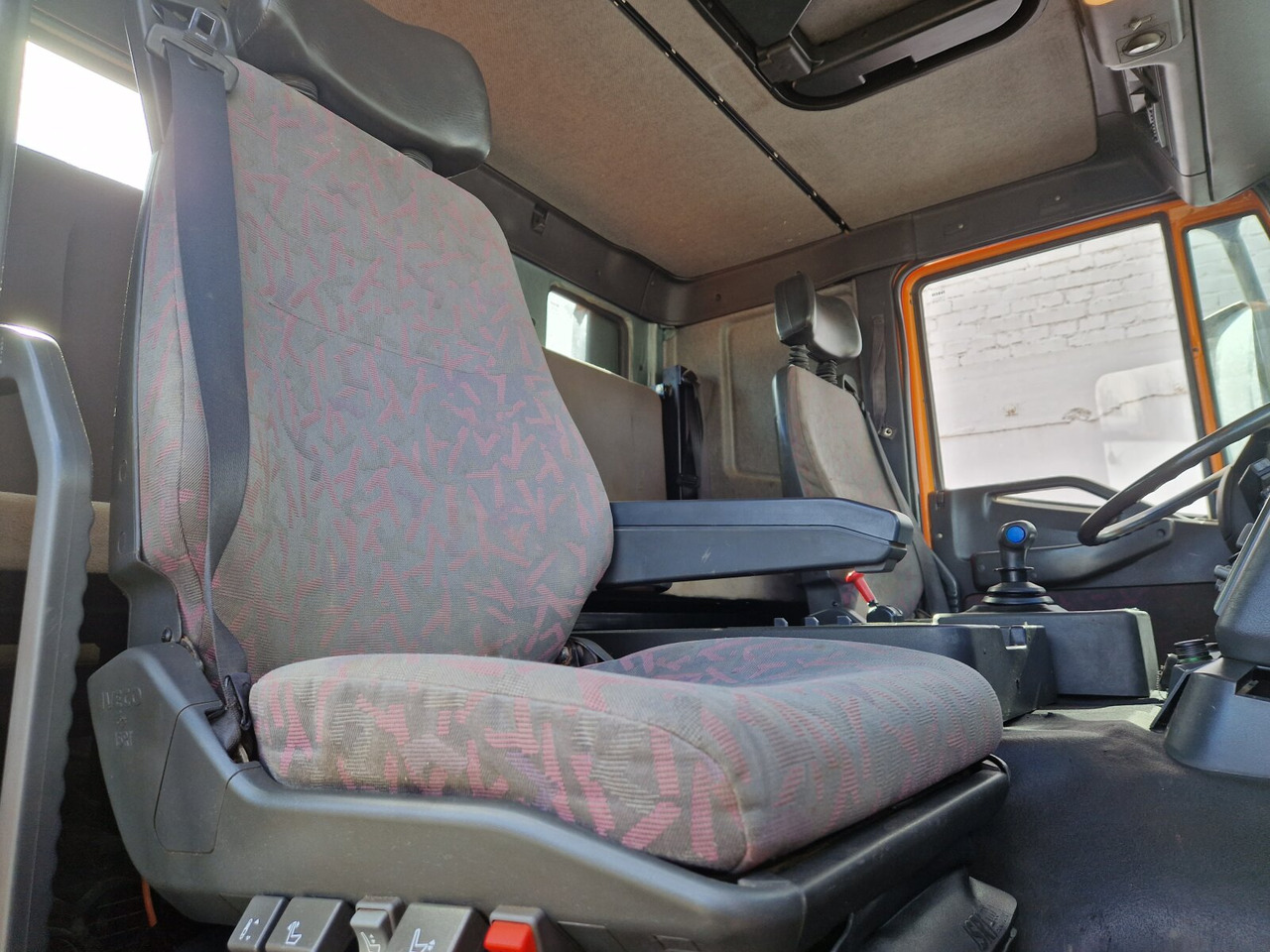 Trakker 190E350 4x4 Trakker 190E350 4x4, Meiller-Kipper, Winterdienstausstattung - Kiper: slika Trakker 190E350 4x4 Trakker 190E350 4x4, Meiller-Kipper, Winterdienstausstattung - Kiper Trakker 190E350 4x4 Trakker 190E350 4x4, Meiller-Kipper, Winterdienstausstattung - Kiper: slika Trakker 190E350 4x4 Trakker 190E350 4x4, Meiller-Kipper, Winterdienstausstattung - Kiper