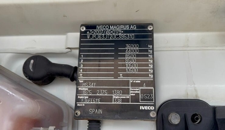 Trakker 460 8x4 - Kiper: slika Trakker 460 8x4 - Kiper Trakker 460 8x4 - Kiper: slika Trakker 460 8x4 - Kiper
