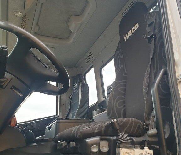 Trakker AD260T45W 6x6 Trakker AD260T45W 6x6 - Kamion-šasija: slika Trakker AD260T45W 6x6 Trakker AD260T45W 6x6 - Kamion-šasija Trakker AD260T45W 6x6 Trakker AD260T45W 6x6 - Kamion-šasija: slika Trakker AD260T45W 6x6 Trakker AD260T45W 6x6 - Kamion-šasija