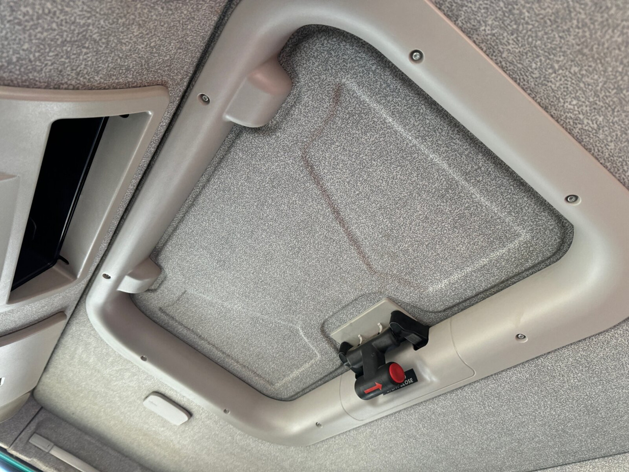 Trakker AD260T45W 6x6 Trakker AD260T45W 6x6 - Kamion-šasija: slika Trakker AD260T45W 6x6 Trakker AD260T45W 6x6 - Kamion-šasija Trakker AD260T45W 6x6 Trakker AD260T45W 6x6 - Kamion-šasija: slika Trakker AD260T45W 6x6 Trakker AD260T45W 6x6 - Kamion-šasija