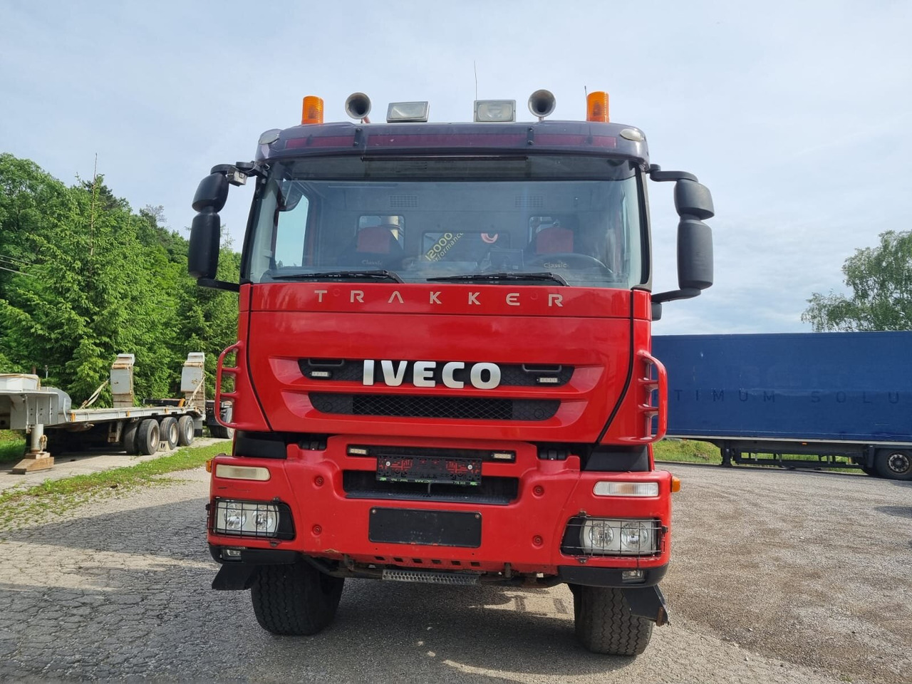 Trakker AD380T41W 6x6 Trakker AD380T41W 6x6 - Kamion-šasija: slika Trakker AD380T41W 6x6 Trakker AD380T41W 6x6 - Kamion-šasija Trakker AD380T41W 6x6 Trakker AD380T41W 6x6 - Kamion-šasija: slika Trakker AD380T41W 6x6 Trakker AD380T41W 6x6 - Kamion-šasija
