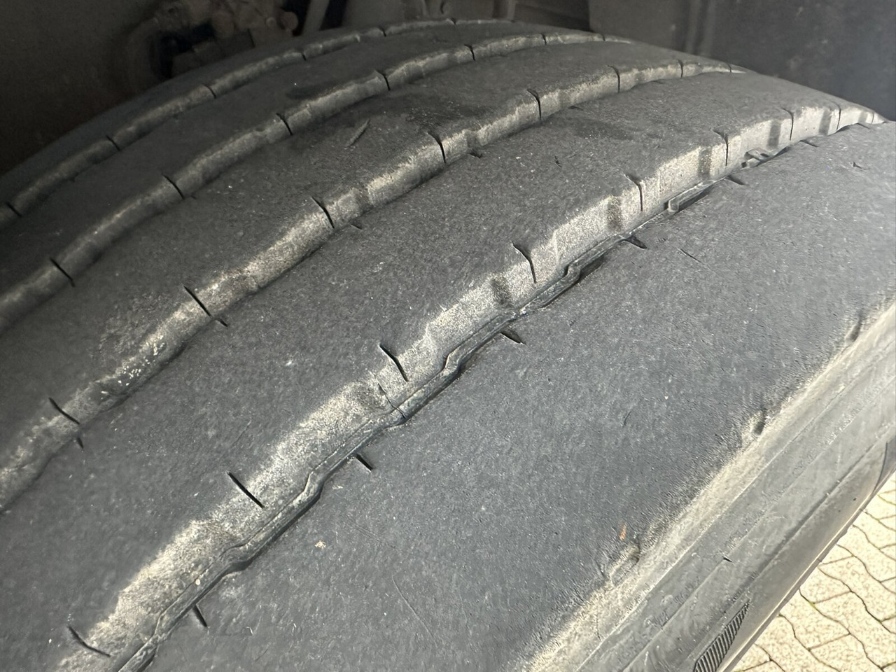 Volvo FM 400 6x4 R FM 400/6x4 R, VDL S-21-6200 4.50 bis 7.00m Container - Kamion s kukastom dizalicom: slika Volvo FM 400 6x4 R FM 400/6x4 R, VDL S-21-6200 4.50 bis 7.00m Container - Kamion s kukastom dizalicom Volvo FM 400 6x4 R FM 400/6x4 R, VDL S-21-6200 4.50 bis 7.00m Container - Kamion s kukastom dizalicom: slika Volvo FM 400 6x4 R FM 400/6x4 R, VDL S-21-6200 4.50 bis 7.00m Container - Kamion s kukastom dizalicom