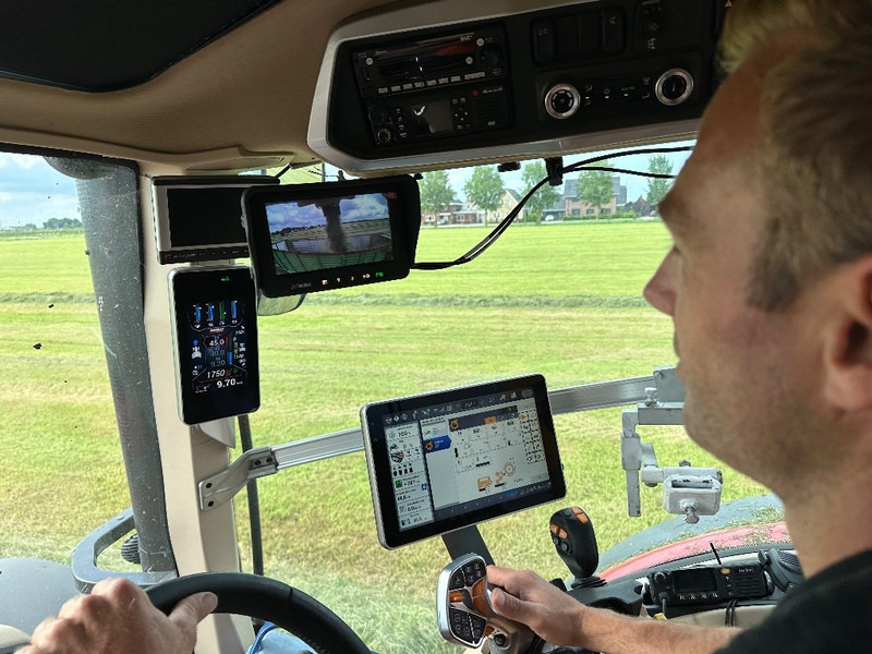 Elho Cobra 7710T getrokken hakselaar grashakselaar - Silažni kombajn: slika Elho Cobra 7710T getrokken hakselaar grashakselaar - Silažni kombajn Elho Cobra 7710T getrokken hakselaar grashakselaar - Silažni kombajn: slika Elho Cobra 7710T getrokken hakselaar grashakselaar - Silažni kombajn