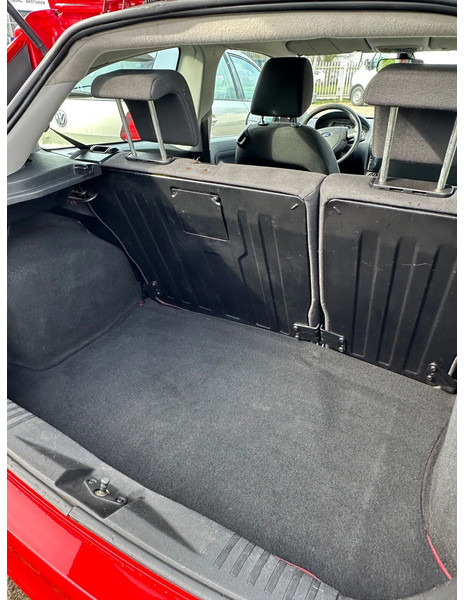 Ford Fiesta TDCi 1.4 + AIRCO + CARPLAY + REAR CAMERA + 194.511 KM - Hatchback: slika Ford Fiesta TDCi 1.4 + AIRCO + CARPLAY + REAR CAMERA + 194.511 KM - Hatchback Ford Fiesta TDCi 1.4 + AIRCO + CARPLAY + REAR CAMERA + 194.511 KM - Hatchback: slika Ford Fiesta TDCi 1.4 + AIRCO + CARPLAY + REAR CAMERA + 194.511 KM - Hatchback