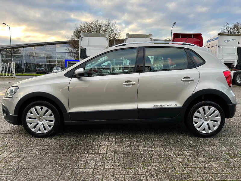 Volkswagen Polo 1.2 TSI CROSS + AUTOMATIC + 101.474 KM + APK/TUV - Hatchback: slika Volkswagen Polo 1.2 TSI CROSS + AUTOMATIC + 101.474 KM + APK/TUV - Hatchback Volkswagen Polo 1.2 TSI CROSS + AUTOMATIC + 101.474 KM + APK/TUV - Hatchback: slika Volkswagen Polo 1.2 TSI CROSS + AUTOMATIC + 101.474 KM + APK/TUV - Hatchback