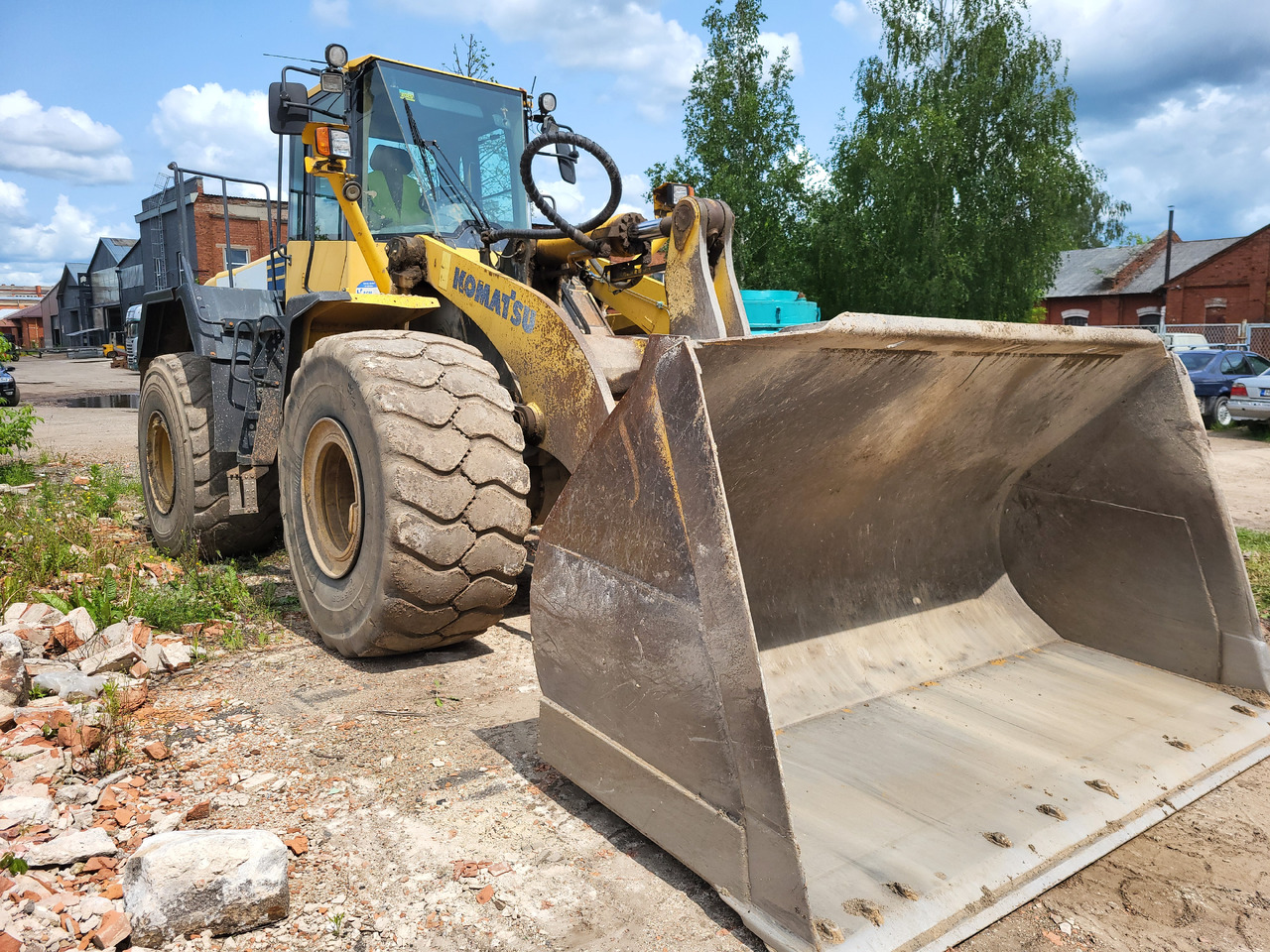 KOMATSU WA470-6 - Utovarivač na kotačima: slika KOMATSU WA470-6 - Utovarivač na kotačima KOMATSU WA470-6 - Utovarivač na kotačima: slika KOMATSU WA470-6 - Utovarivač na kotačima