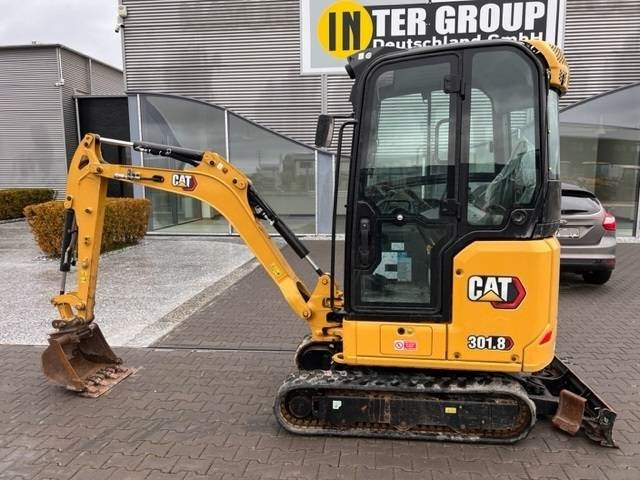 CAT 301.8 - Mini bager: slika CAT 301.8 - Mini bager CAT 301.8 - Mini bager: slika CAT 301.8 - Mini bager