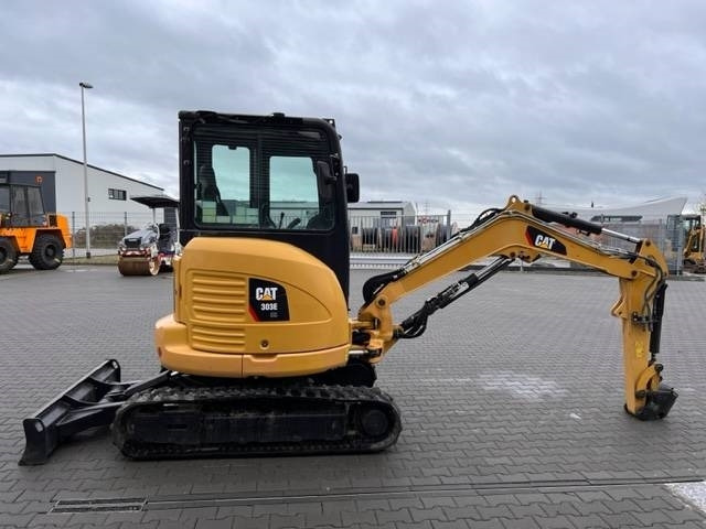 CAT 303 E CR - Mini bager: slika CAT 303 E CR - Mini bager CAT 303 E CR - Mini bager: slika CAT 303 E CR - Mini bager