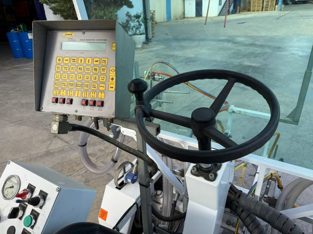 Prosign Tara - Stroj za asfaltiranje: slika Prosign Tara - Stroj za asfaltiranje Prosign Tara - Stroj za asfaltiranje: slika Prosign Tara - Stroj za asfaltiranje