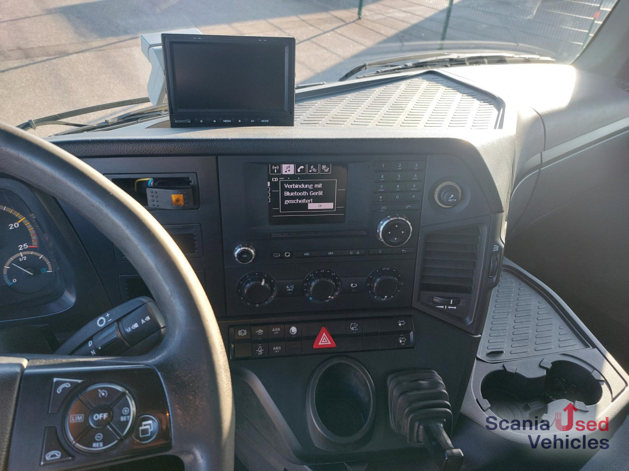 MERCEDES-BENZ Arocs 4142K Abroll Kipper HIAB XR26S51 / AP-Achsen - Kiper: slika MERCEDES-BENZ Arocs 4142K Abroll Kipper HIAB XR26S51 / AP-Achsen - Kiper MERCEDES-BENZ Arocs 4142K Abroll Kipper HIAB XR26S51 / AP-Achsen - Kiper: slika MERCEDES-BENZ Arocs 4142K Abroll Kipper HIAB XR26S51 / AP-Achsen - Kiper