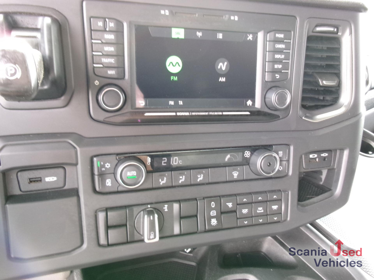 SCANIA R 450 A4X2EB - Tegljač: slika SCANIA R 450 A4X2EB - Tegljač SCANIA R 450 A4X2EB - Tegljač: slika SCANIA R 450 A4X2EB - Tegljač