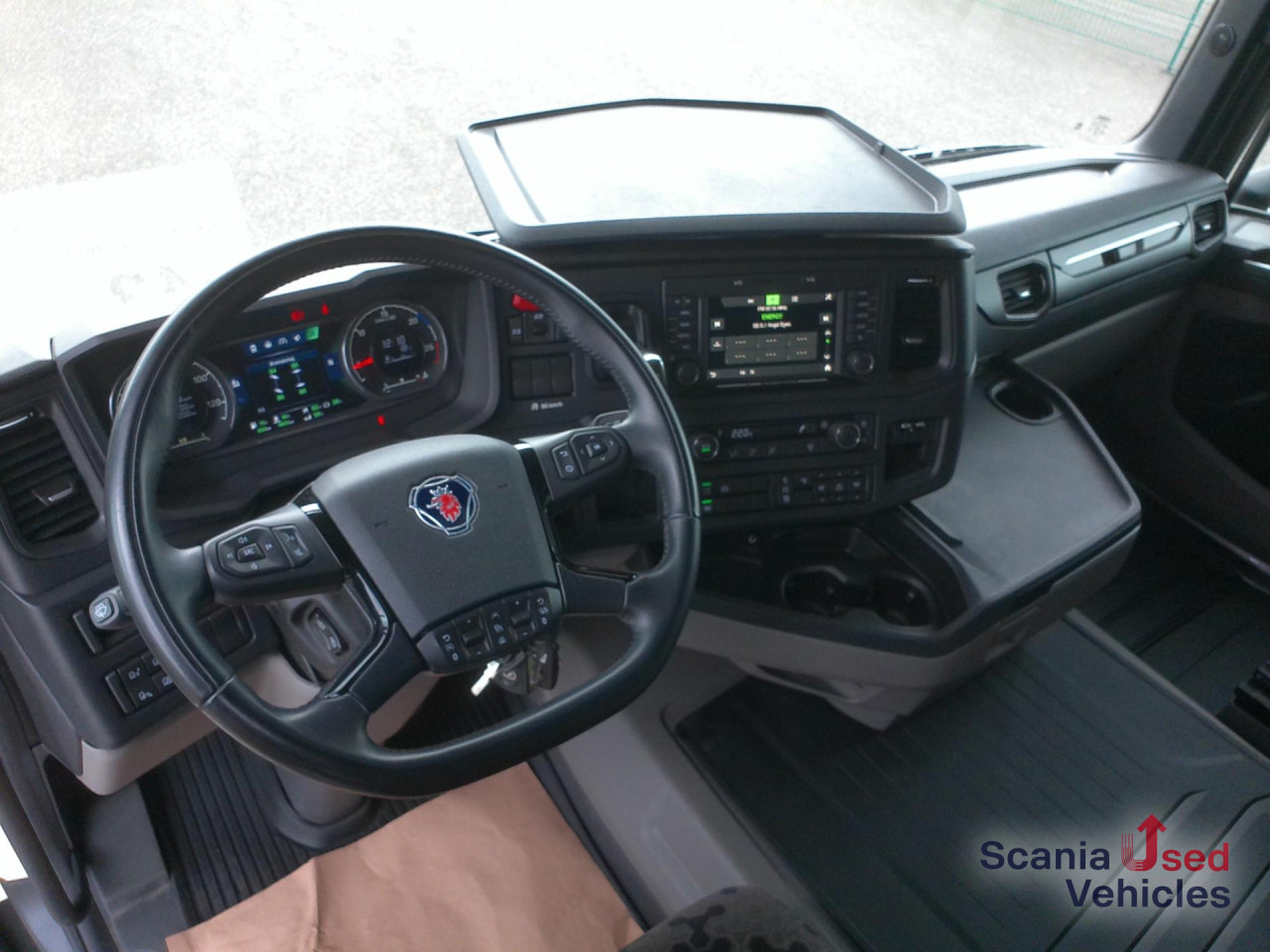 SCANIA R 460 A4X2NA - Tegljač: slika SCANIA R 460 A4X2NA - Tegljač SCANIA R 460 A4X2NA - Tegljač: slika SCANIA R 460 A4X2NA - Tegljač