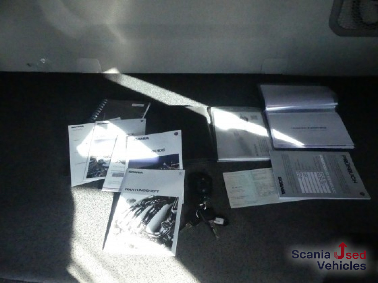 SCANIA R 460 A4x2NA Kipphydraulik New Dashboard - Tegljač: slika SCANIA R 460 A4x2NA Kipphydraulik New Dashboard - Tegljač SCANIA R 460 A4x2NA Kipphydraulik New Dashboard - Tegljač: slika SCANIA R 460 A4x2NA Kipphydraulik New Dashboard - Tegljač