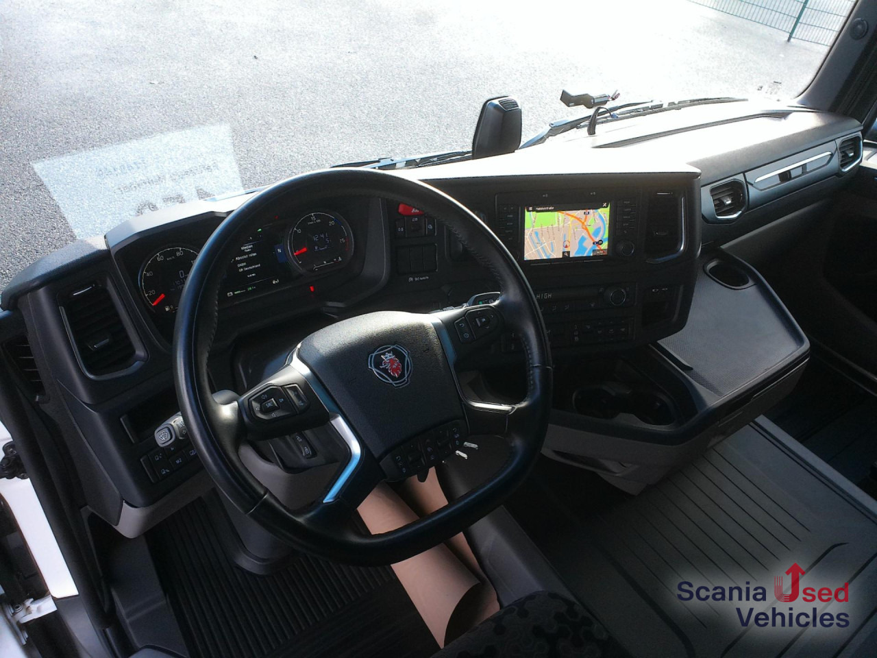 SCANIA R 460 A4x2NA Kipphydraulik - Tegljač: slika SCANIA R 460 A4x2NA Kipphydraulik - Tegljač SCANIA R 460 A4x2NA Kipphydraulik - Tegljač: slika SCANIA R 460 A4x2NA Kipphydraulik - Tegljač