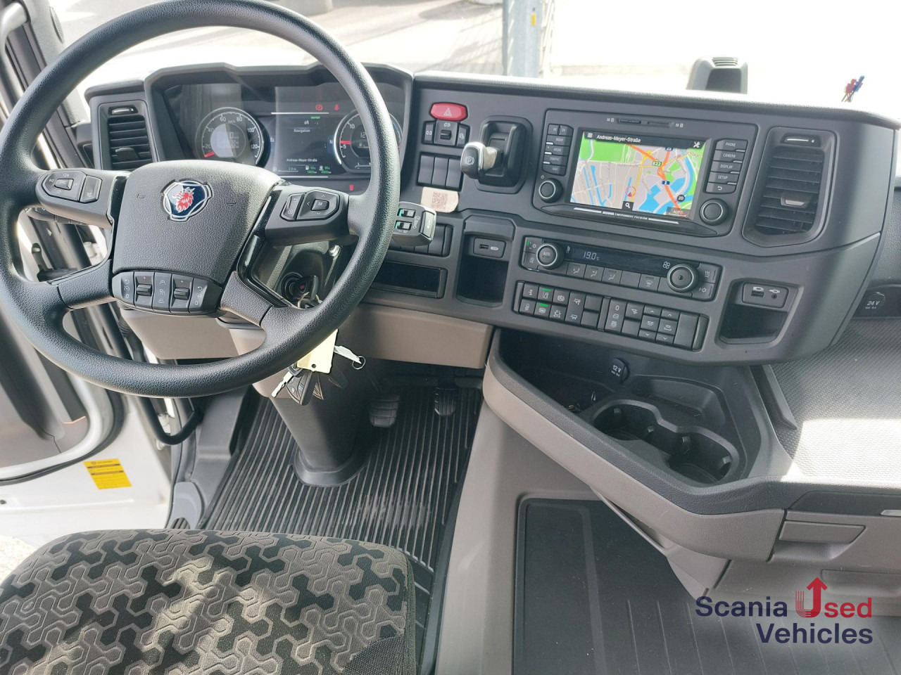 SCANIA R 460 A4x2NA SUPER, 2 Kreis Hydraulik - Tegljač: slika SCANIA R 460 A4x2NA SUPER, 2 Kreis Hydraulik - Tegljač SCANIA R 460 A4x2NA SUPER, 2 Kreis Hydraulik - Tegljač: slika SCANIA R 460 A4x2NA SUPER, 2 Kreis Hydraulik - Tegljač