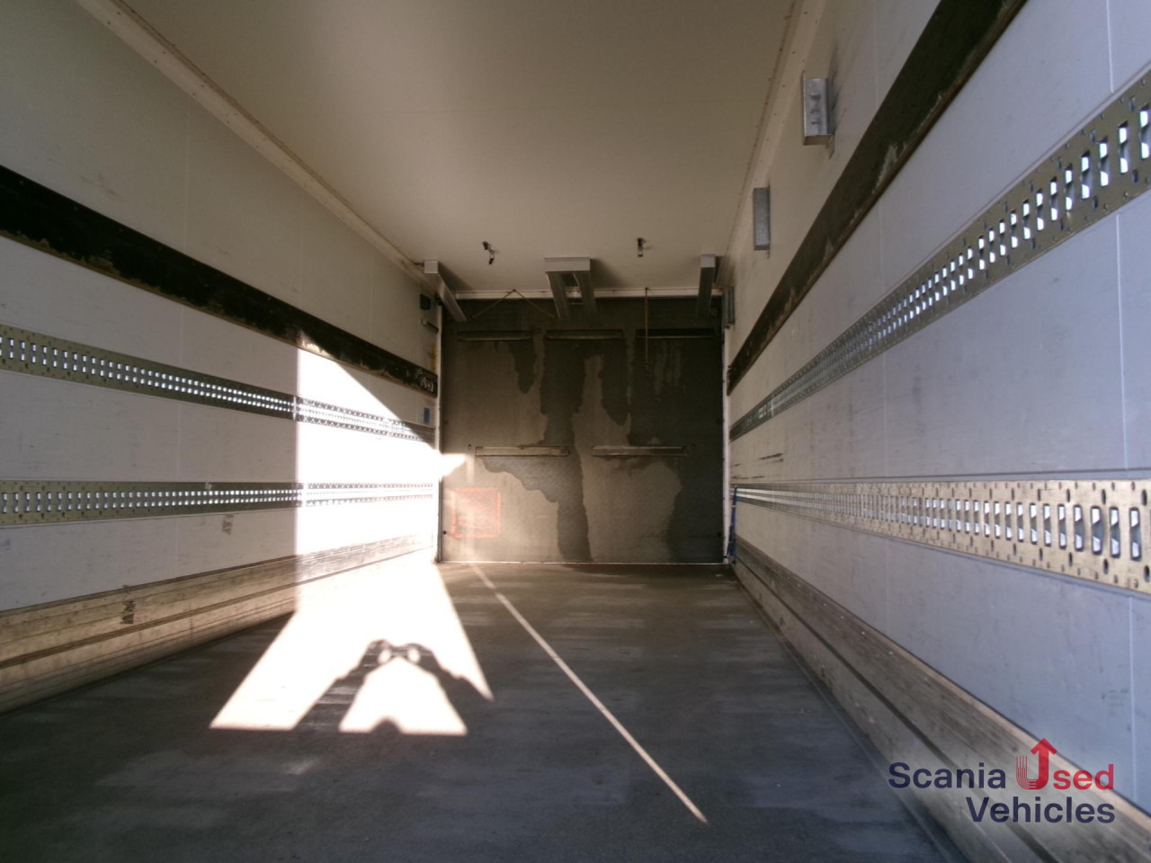 Walther Durchlader mit LBW Palfinger/MBB 2,0T - Prikolica sa zatvorenim sandukom: slika Walther Durchlader mit LBW Palfinger/MBB 2,0T - Prikolica sa zatvorenim sandukom Walther Durchlader mit LBW Palfinger/MBB 2,0T - Prikolica sa zatvorenim sandukom: slika Walther Durchlader mit LBW Palfinger/MBB 2,0T - Prikolica sa zatvorenim sandukom