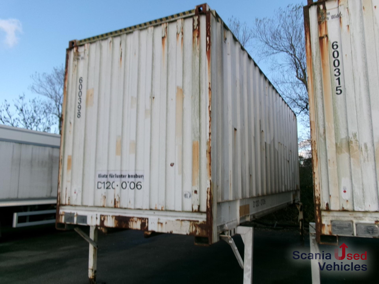 Wechselkoffer 7,45m mit Rolltor Schlüssellochwand - Prikolica sa zatvorenim sandukom: slika Wechselkoffer 7,45m mit Rolltor Schlüssellochwand - Prikolica sa zatvorenim sandukom Wechselkoffer 7,45m mit Rolltor Schlüssellochwand - Prikolica sa zatvorenim sandukom: slika Wechselkoffer 7,45m mit Rolltor Schlüssellochwand - Prikolica sa zatvorenim sandukom