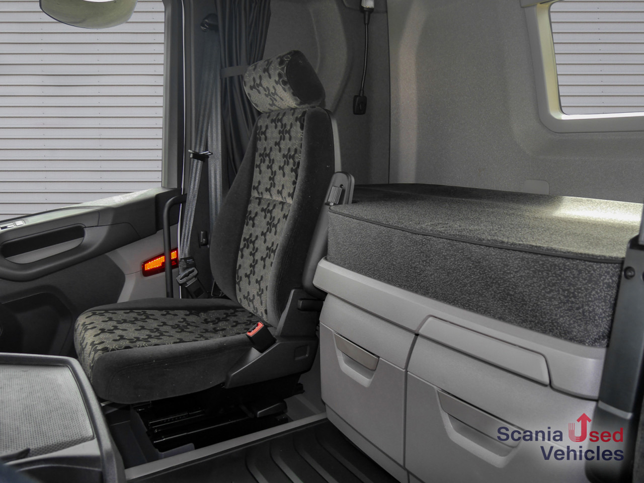 SCANIA R 460 B6x2*4NA - SUPER - PALFINGER PH T 20 - Kamion s kukastom dizalicom: slika SCANIA R 460 B6x2*4NA - SUPER - PALFINGER PH T 20 - Kamion s kukastom dizalicom SCANIA R 460 B6x2*4NA - SUPER - PALFINGER PH T 20 - Kamion s kukastom dizalicom: slika SCANIA R 460 B6x2*4NA - SUPER - PALFINGER PH T 20 - Kamion s kukastom dizalicom