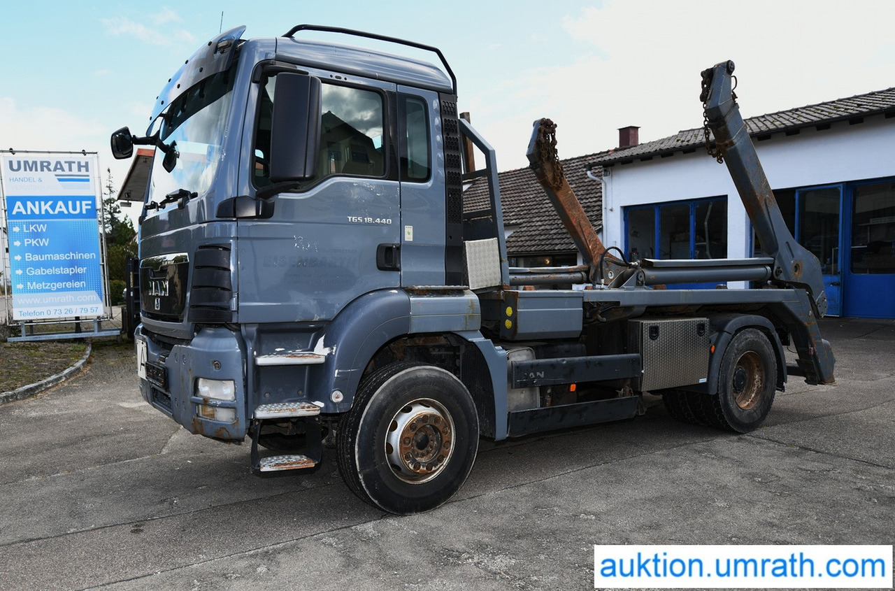 MAN TGS 18.440 / 4 x 2 BL Absetzkipper Teleskopabsetzer EURO 5 - Transporter kontejnera/ Kamion s izmjenjivim sanducima: slika MAN TGS 18.440 / 4 x 2 BL Absetzkipper Teleskopabsetzer EURO 5 - Transporter kontejnera/ Kamion s izmjenjivim sanducima MAN TGS 18.440 / 4 x 2 BL Absetzkipper Teleskopabsetzer EURO 5 - Transporter kontejnera/ Kamion s izmjenjivim sanducima: slika MAN TGS 18.440 / 4 x 2 BL Absetzkipper Teleskopabsetzer EURO 5 - Transporter kontejnera/ Kamion s izmjenjivim sanducima