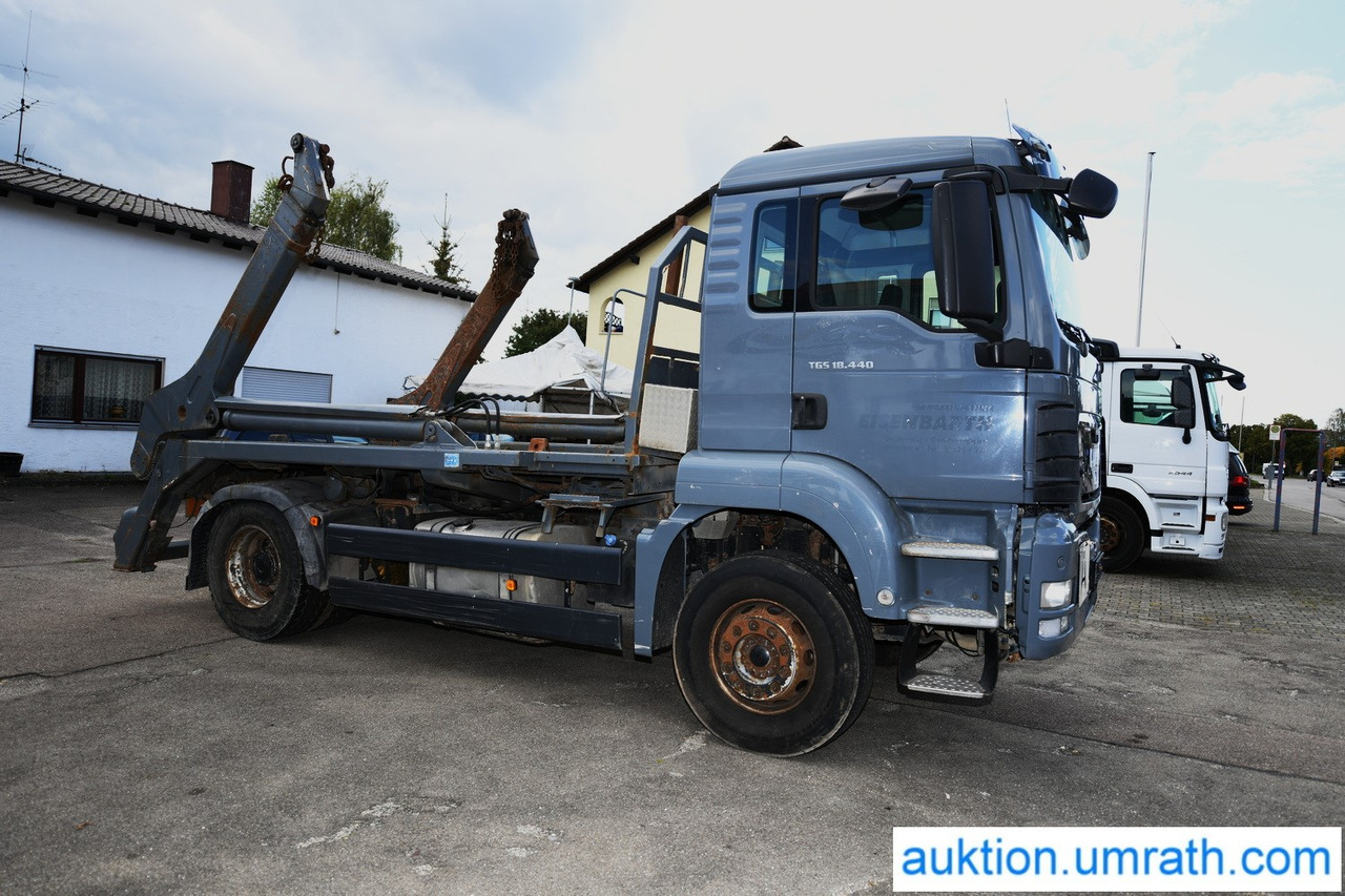 MAN TGS 18.440 / 4 x 2 BL Absetzkipper Teleskopabsetzer EURO 5 - Transporter kontejnera/ Kamion s izmjenjivim sanducima: slika MAN TGS 18.440 / 4 x 2 BL Absetzkipper Teleskopabsetzer EURO 5 - Transporter kontejnera/ Kamion s izmjenjivim sanducima MAN TGS 18.440 / 4 x 2 BL Absetzkipper Teleskopabsetzer EURO 5 - Transporter kontejnera/ Kamion s izmjenjivim sanducima: slika MAN TGS 18.440 / 4 x 2 BL Absetzkipper Teleskopabsetzer EURO 5 - Transporter kontejnera/ Kamion s izmjenjivim sanducima