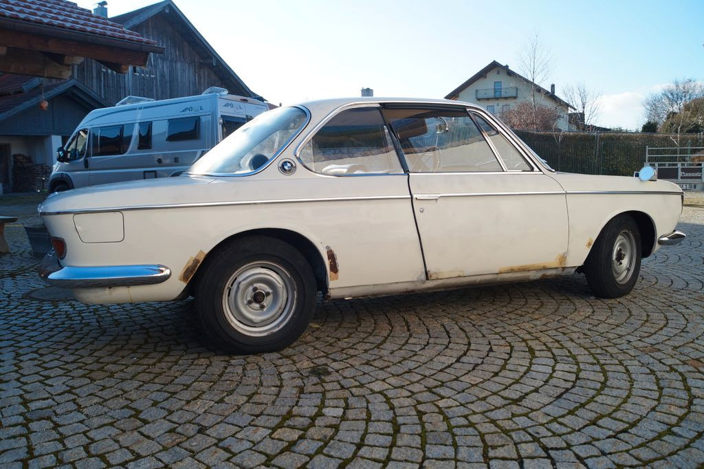 BMW 2000 CS - Automobil: slika BMW 2000 CS - Automobil BMW 2000 CS - Automobil: slika BMW 2000 CS - Automobil