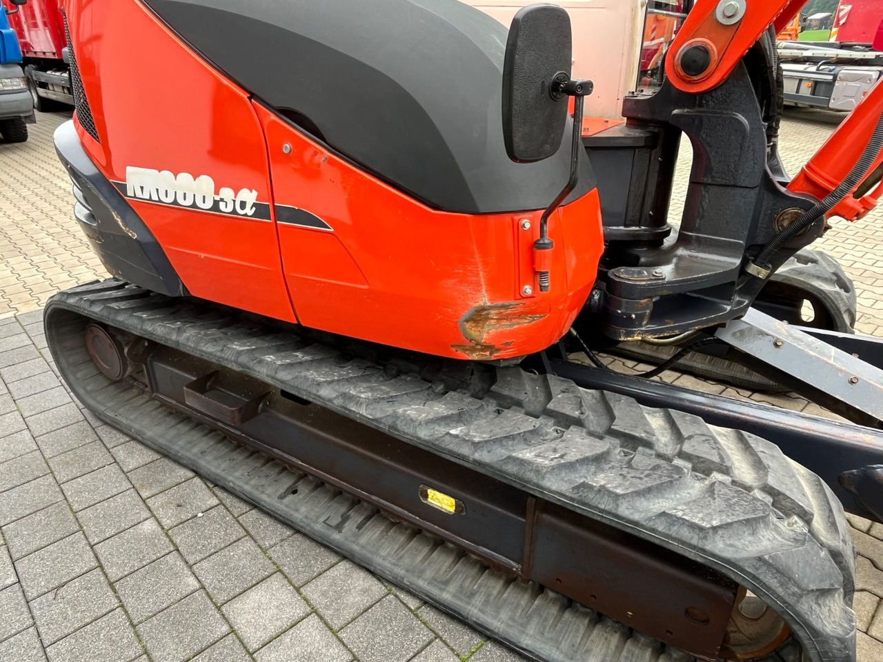 Kubota KX 080-3 Powertilt MS 08 - Mini bager: slika  Kubota KX 080-3 Powertilt MS 08 - Mini bager Kubota KX 080-3 Powertilt MS 08 - Mini bager: slika  Kubota KX 080-3 Powertilt MS 08 - Mini bager