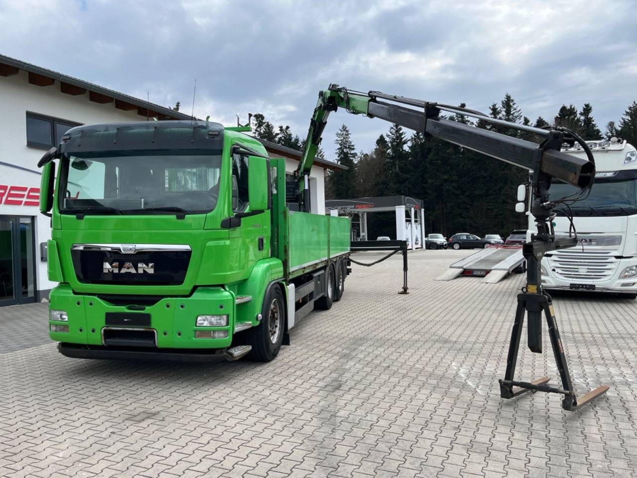 MAN TGS 25.440 Baustoff Pritsche mit Atlas 165.2VE - Kamion s otvorenim sandukom, Kamion s kranom: slika MAN TGS 25.440 Baustoff Pritsche mit Atlas 165.2VE - Kamion s otvorenim sandukom, Kamion s kranom MAN TGS 25.440 Baustoff Pritsche mit Atlas 165.2VE - Kamion s otvorenim sandukom, Kamion s kranom: slika MAN TGS 25.440 Baustoff Pritsche mit Atlas 165.2VE - Kamion s otvorenim sandukom, Kamion s kranom
