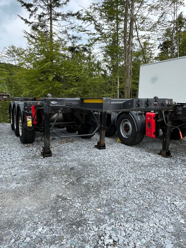 Transporter kontejnera/ Poluprikolica s izmjenjivim sanducima Schwarzmüller S1 R-Serie Tank Chassis ADR SAF Alufelgen: slika Transporter kontejnera/ Poluprikolica s izmjenjivim sanducima Schwarzmüller S1 R-Serie Tank Chassis ADR SAF Alufelgen