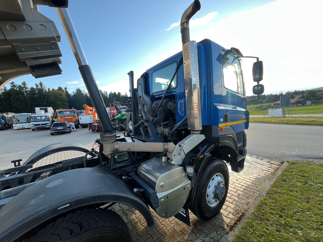 Tatra Phoenix 460T 158 8x8 20m³ Kippmulde - Kiper: slika Tatra Phoenix 460T 158 8x8 20m³ Kippmulde - Kiper Tatra Phoenix 460T 158 8x8 20m³ Kippmulde - Kiper: slika Tatra Phoenix 460T 158 8x8 20m³ Kippmulde - Kiper