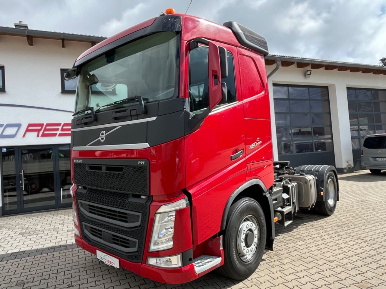 Volvo FH 460 X-Track Creep Kipphydraulk - Tegljač: slika Volvo FH 460 X-Track Creep Kipphydraulk - Tegljač Volvo FH 460 X-Track Creep Kipphydraulk - Tegljač: slika Volvo FH 460 X-Track Creep Kipphydraulk - Tegljač